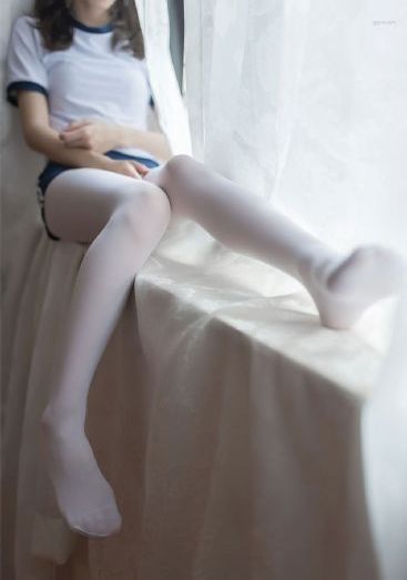 美丽教师无删减版免费观看_无广告免费播放高清电影
