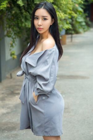 《牙医赤坂丽》_JVID性感写真