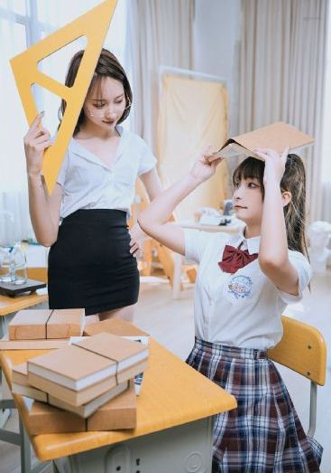迷人的大胸有夫之妇_1080高清电影在线